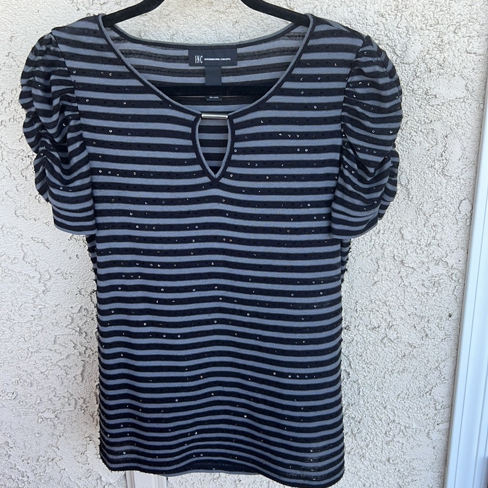 Woman’s top